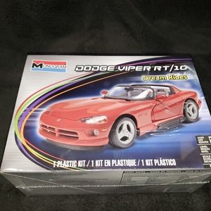 Dodge Viper model kit